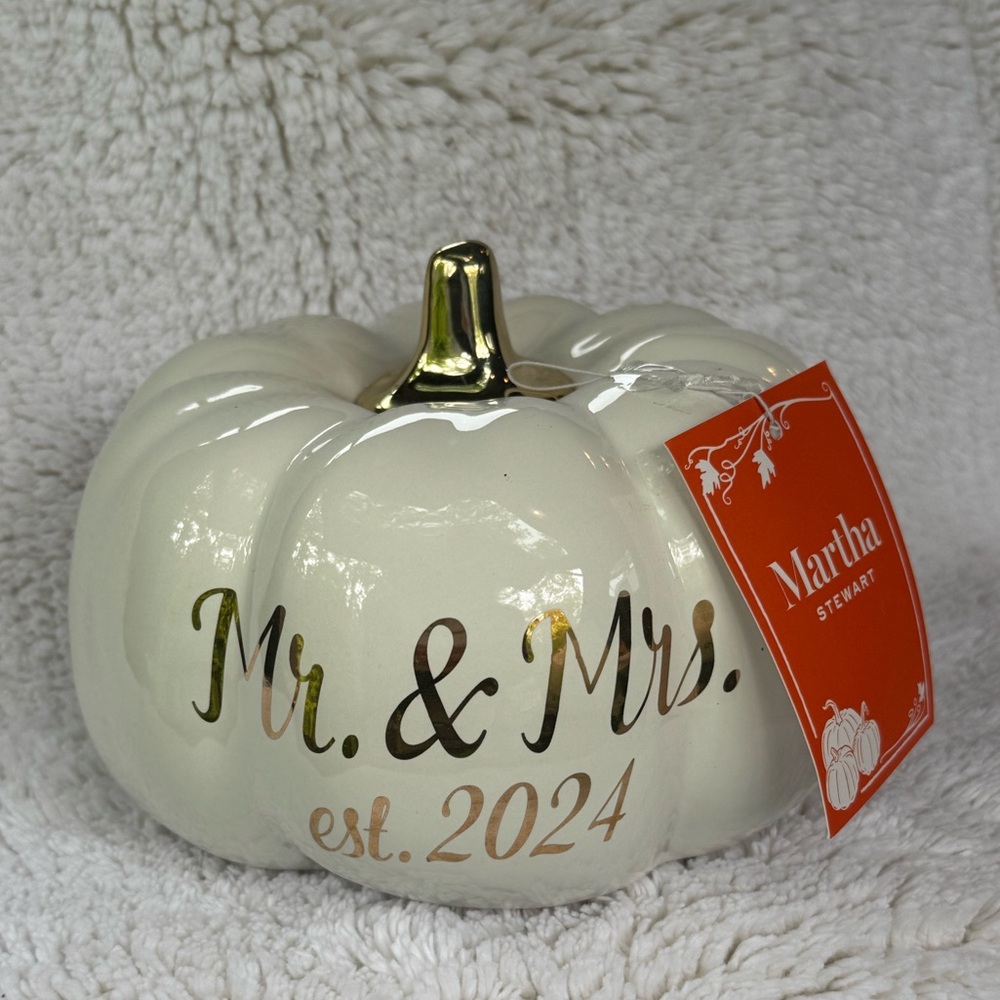 Mr. And Mrs. Est. 2024 Pumpkin
